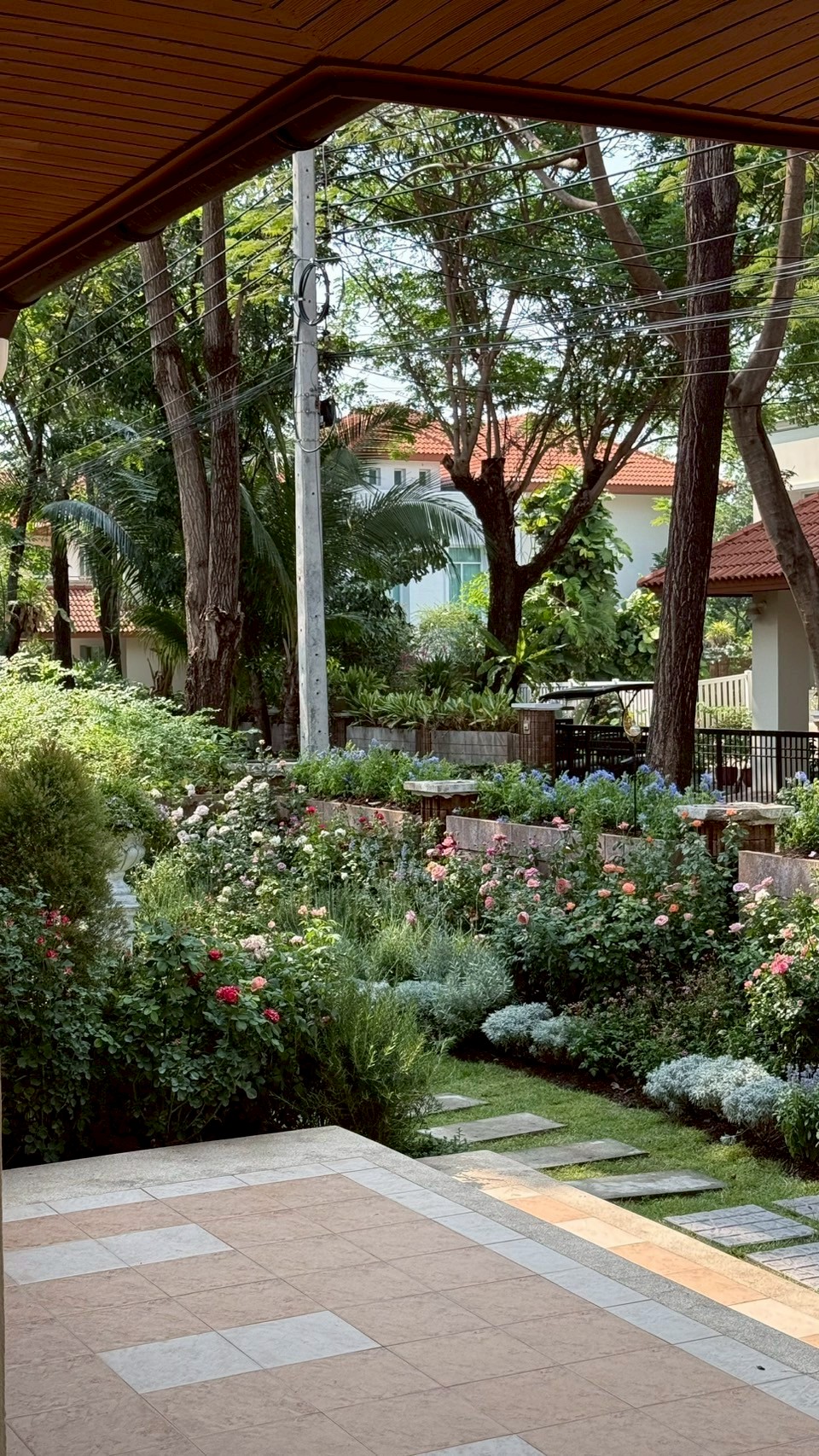 ผลงาน /LINE_ALBUM_งานออกแบบ3D_250522_22.jpg